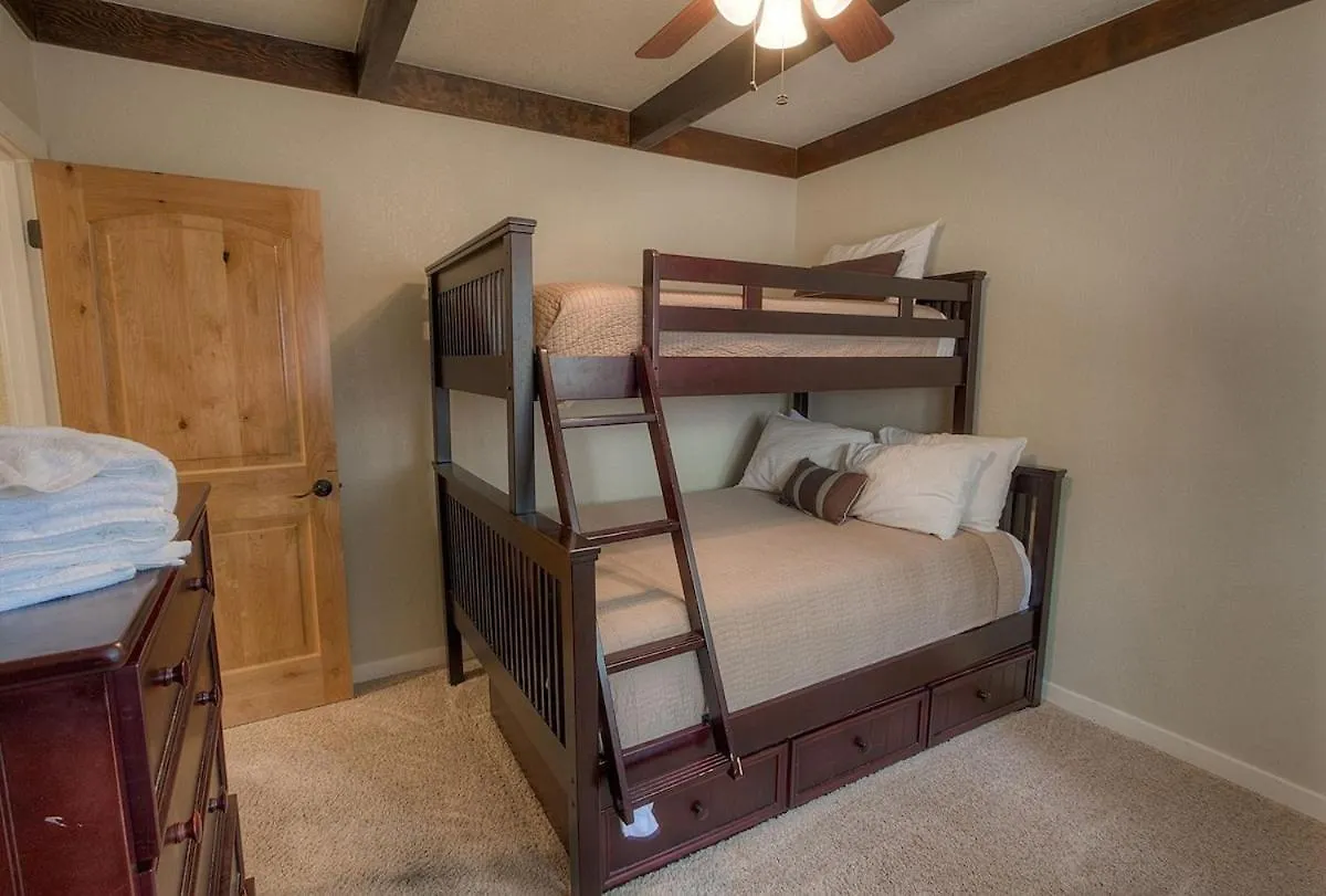 Nyaraló Snowshoe Chalet Cabin South Lake Tahoe